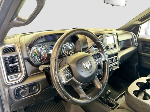 Used 2022 RAM 3500 Tradesman image 11