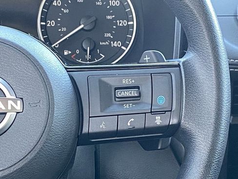 Certified 2023 Nissan Rogue SV FWD image 28