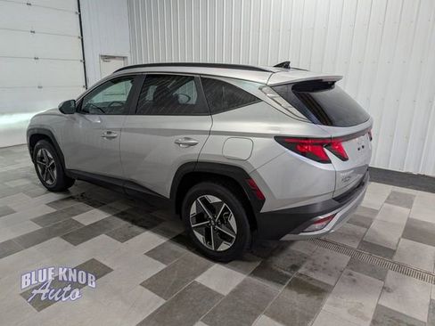 Used 2025 Hyundai Tucson SEL image 2