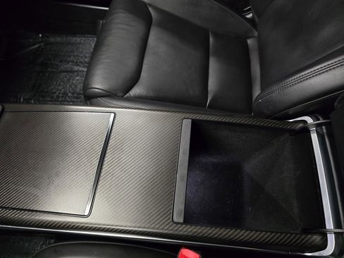 Used 2021 Tesla Model S Plaid image 31