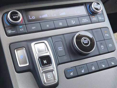 Used 2024 Hyundai Palisade SEL FWD image 12