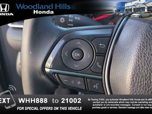 Used 2018 Toyota Camry XSE image 11