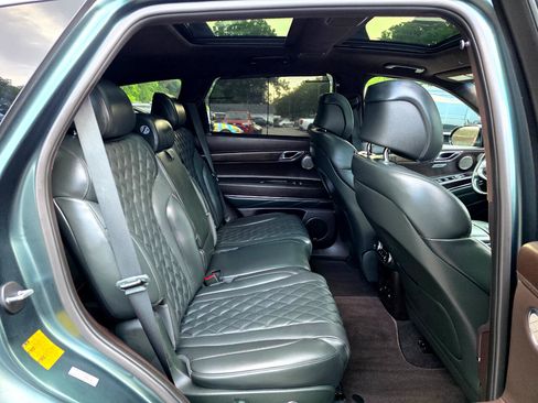 Used 2022 Genesis GV80 3.5T w/ Prestige Matte Package 08 image 17