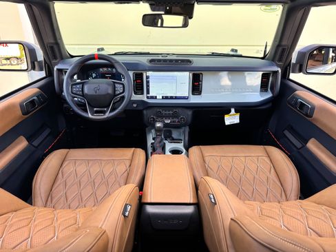 Used 2024 Ford Bronco Raptor w/ Interior Carbon Fiber Pack 6 image 28