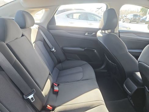 Used 2023 Kia K5 LXS image 9