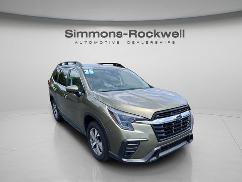 Used 2025 Subaru Ascent Premium AWD/4WD image 7