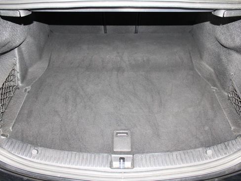 Used 2019 Mercedes-Benz C 300 Sedan image 16