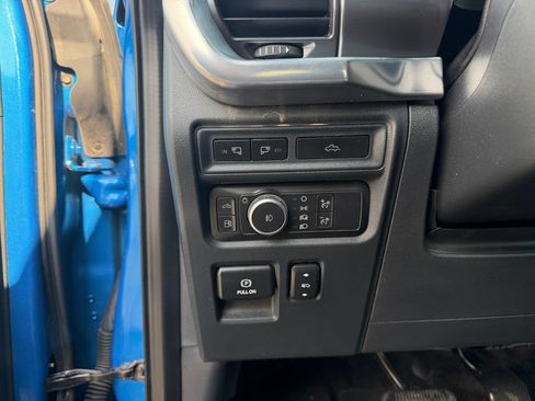 Used 2021 Ford F150 Lariat w/ Equipment Group 502A High AWD/4WD image 23
