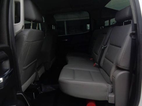 Used 2019 Chevrolet Silverado 2500 W/T AWD/4WD image 19