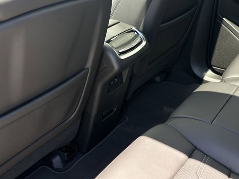 New 2025 Cadillac XT6 Premium Luxury w/ Platinum Package image 12