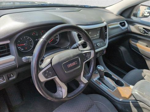 Used 2019 GMC Acadia SLE FWD image 9
