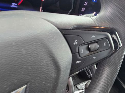 Used 2025 Chevrolet TrailBlazer LT AWD/4WD image 14