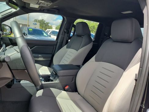 Used 2025 Toyota Tacoma TRD Sport w/ TRD Sport Upgrade Package RWD image 20