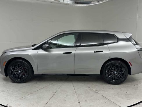 New 2026 BMW iX xDrive45 w/ M Sport Package AWD/4WD image 5