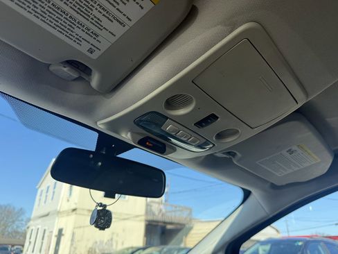 Used 2018 Ford EcoSport SE w/ SE Convenience Package image 21