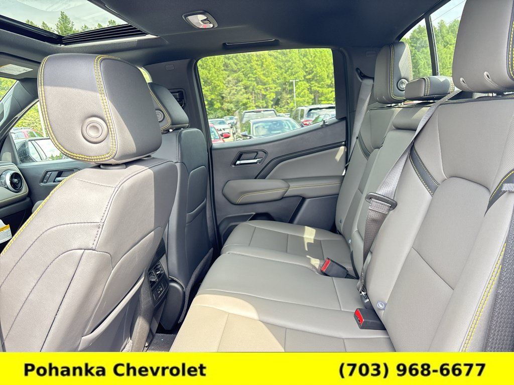 New 2026 Chevrolet Colorado ZR2 w/ Technology Package AWD/4WD image 26