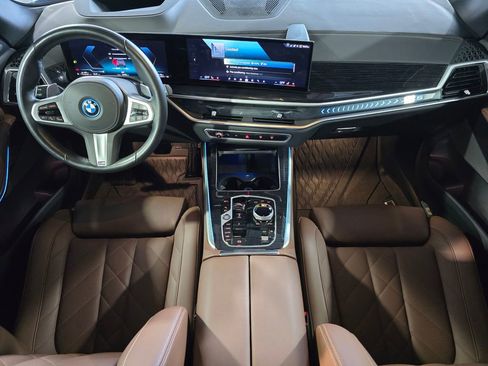 Used 2026 BMW X5 xDrive50e w/ Executive Package AWD/4WD image 30