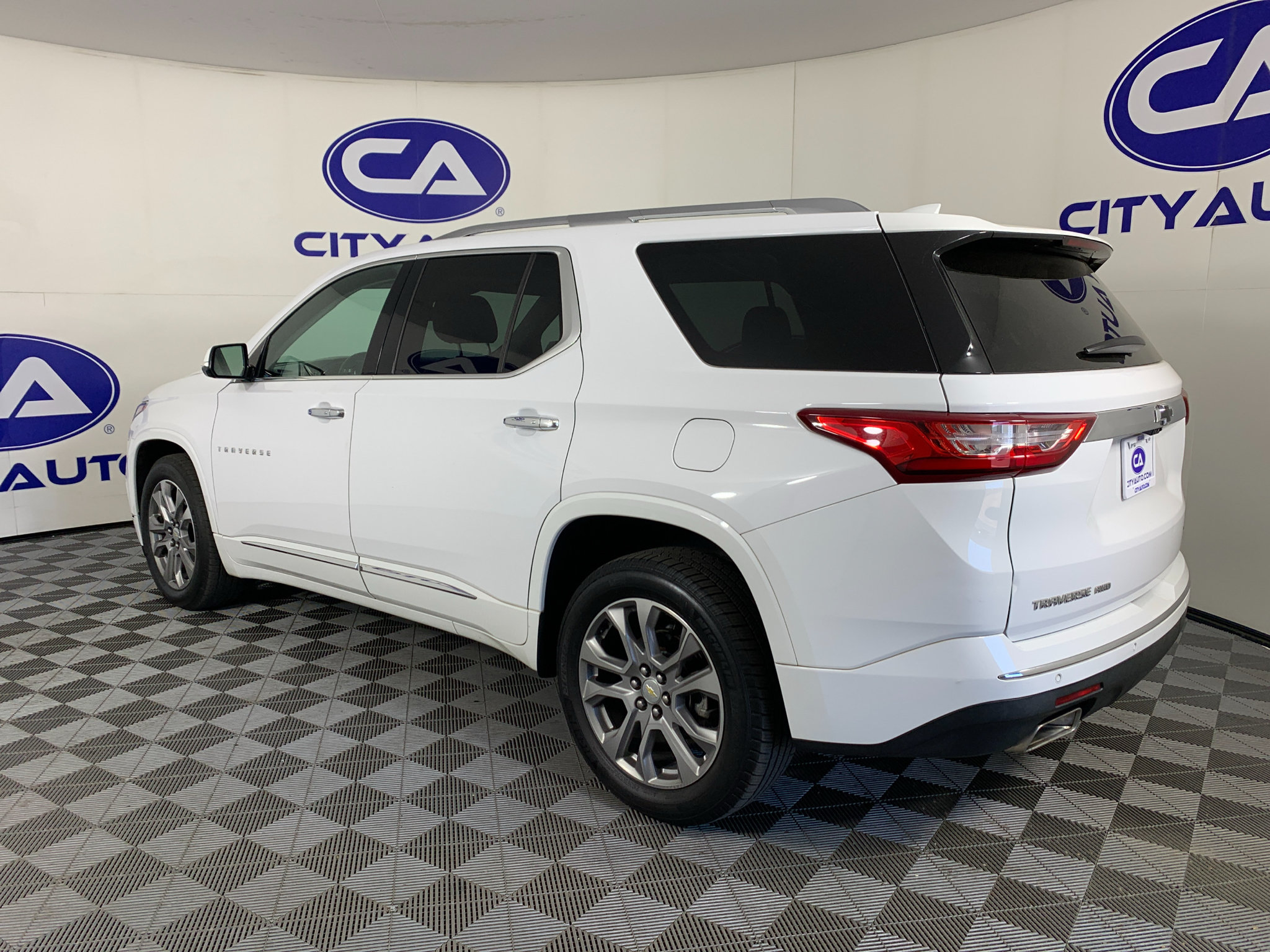 Used 2019 Chevrolet Traverse Premier AWD/4WD image 5