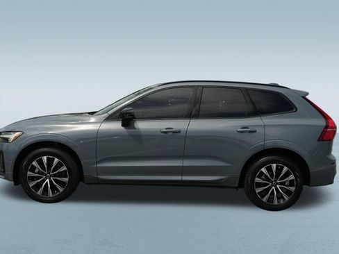 Used 2023 Volvo XC60 B5 Plus w/ Protection Package Premier FWD image 4