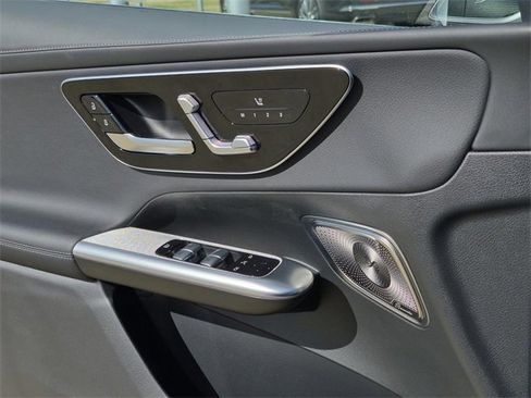 Certified 2025 Mercedes-Benz GLC 300 4MATIC image 24