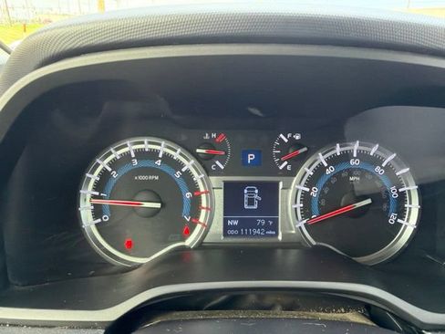 Used 2019 Toyota 4Runner TRD Off-Road Premium AWD/4WD image 10