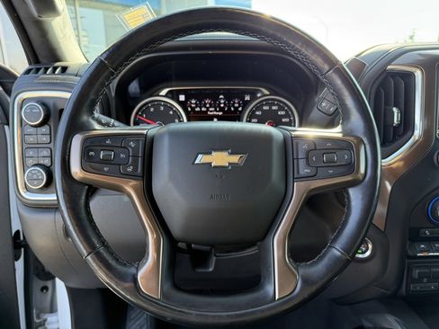 Used 2020 Chevrolet Silverado 1500 High Country w/ Technology Package image 14