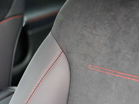 New 2026 Mercedes-Benz GLB 35 AMG 4MATIC image 25