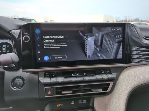 Used 2025 Toyota Camry XLE image 25