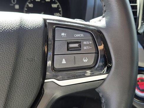 Used 2025 Honda Odyssey Touring image 29