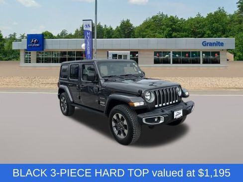 Used 2018 Jeep Wrangler Unlimited Sahara w/ Cold Weather Group image 5