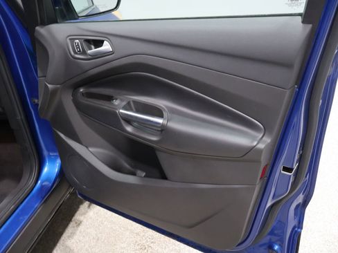 Used 2018 Ford Escape SE image 24