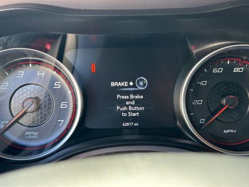 Used 2023 Dodge Charger SXT image 20