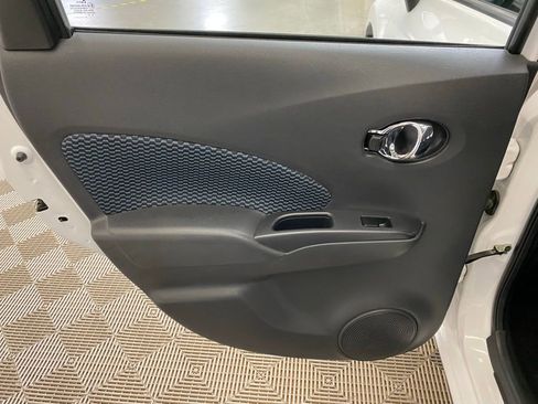 Used 2018 Nissan Versa Note SV image 16