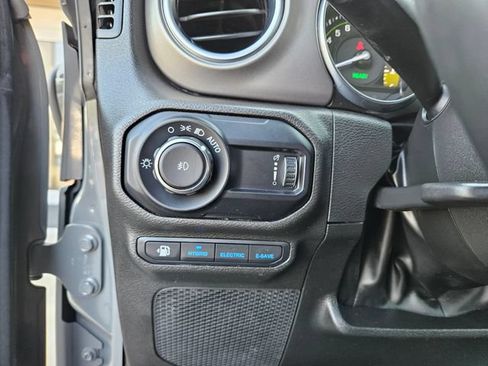 Used 2023 Jeep Wrangler Unlimited Rubicon 4xe w/ Cold Weather Group AWD/4WD image 23