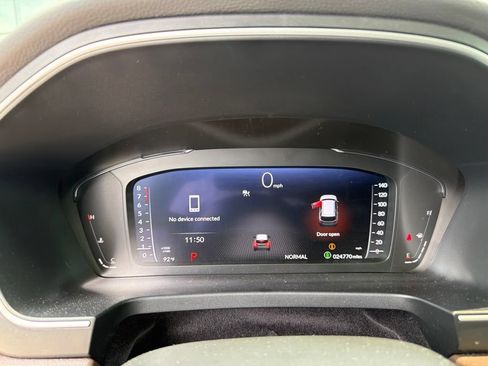 Used 2025 Honda Pilot Elite image 7