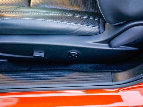 Used 2020 Dodge Challenger SRT Hellcat Redeye image 23