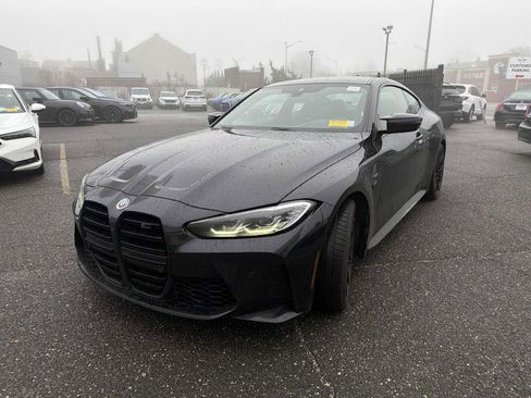 Used 2023 BMW M4 Competition w/ Executive Package image 2