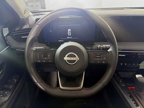 Certified 2025 Nissan Kicks SR AWD/4WD image 9