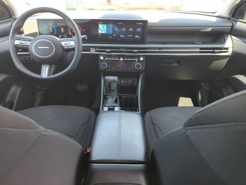 Used 2025 Hyundai Tucson SEL FWD image 23