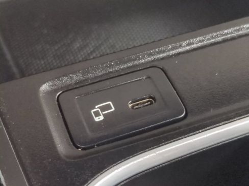 Used 2023 Mercedes-Benz GLA 250 4MATIC image 28