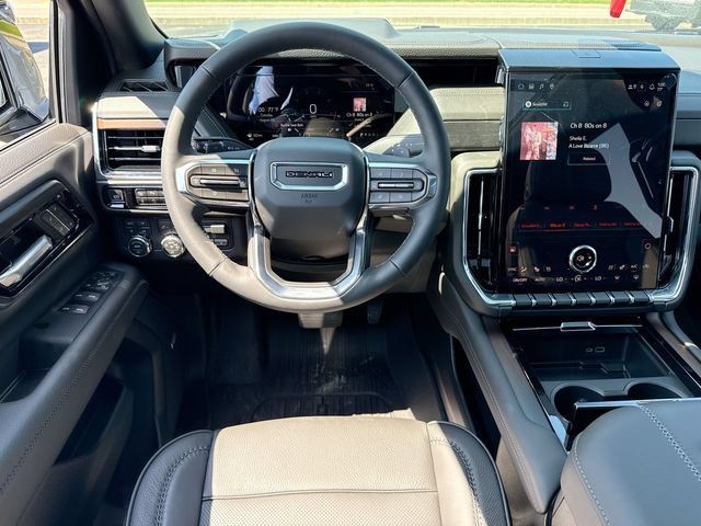 New 2026 GMC Yukon Denali AWD/4WD image 14