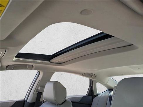 Used 2023 Honda Accord Touring image 16