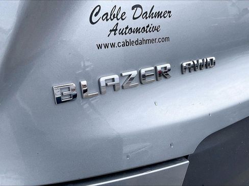 Used 2025 Chevrolet Blazer LT w/ Convenience Package AWD/4WD image 30