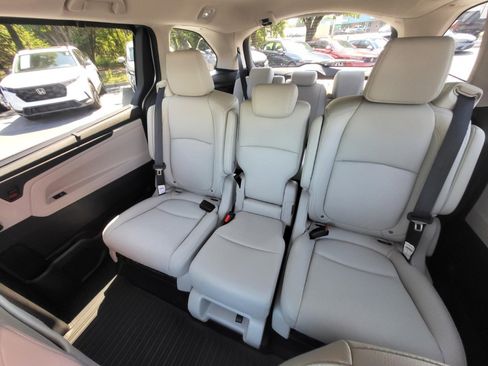 New 2026 Honda Odyssey EX-L image 14