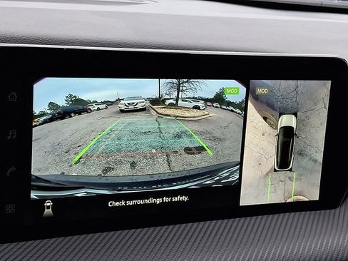 New 2026 Nissan Kicks SR w/ Illumination Package image 17