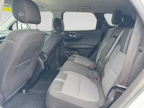 Used 2024 Chevrolet Blazer LT AWD/4WD image 35