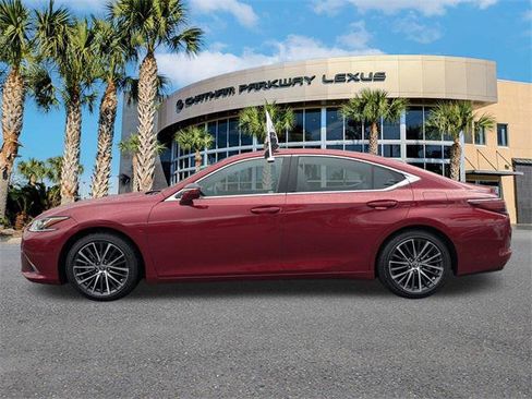 Certified 2023 Lexus ES 350 w/ Premium Package image 7