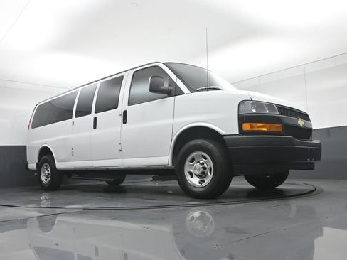 Used 2023 Chevrolet Express 3500 LS RWD image 49