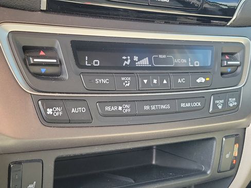 Used 2021 Honda Pilot EX-L image 29