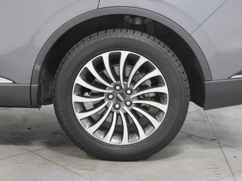 Used 2022 Lincoln Aviator Reserve image 18